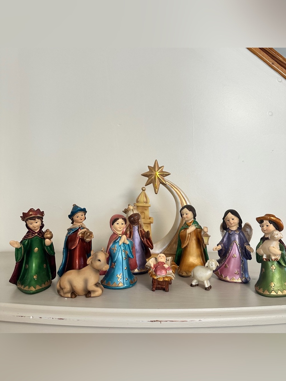 Christmas Porcelain Nativity Scene 11 Pieces - Complete Set